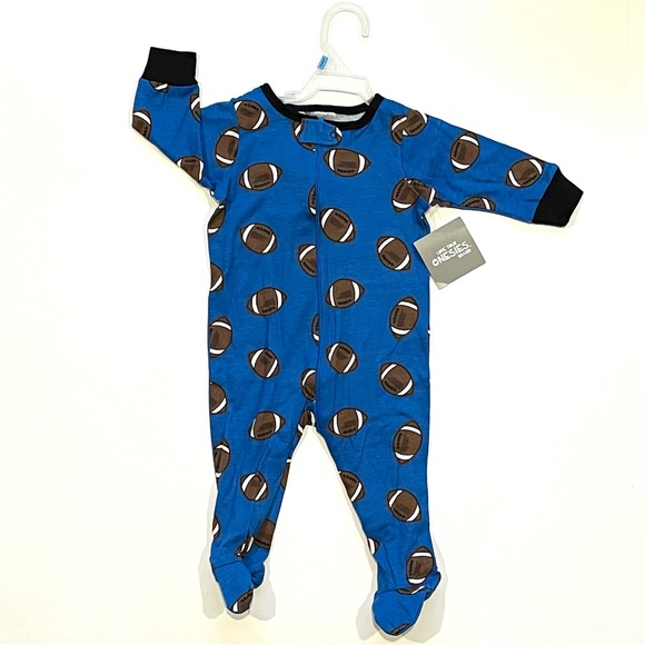 GERBER Onesie Baby Bodysuit Footballs SIZE NEWBORN 3-6M Blue Sleep & Play NWT - Picture 3 of 10
